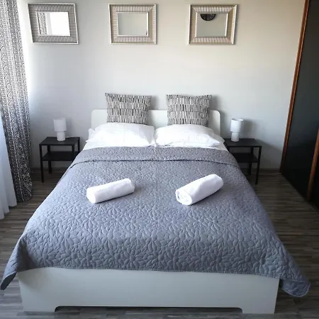 Apartament Smolna Tower Exclusive Warszawa Zewnętrze zdjęcie